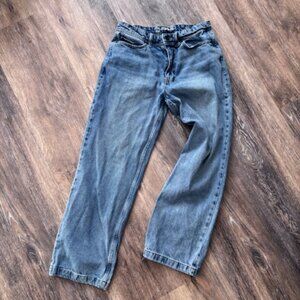 Original Use Jean. Baggy, straight leg. Mens 30W x 32L.